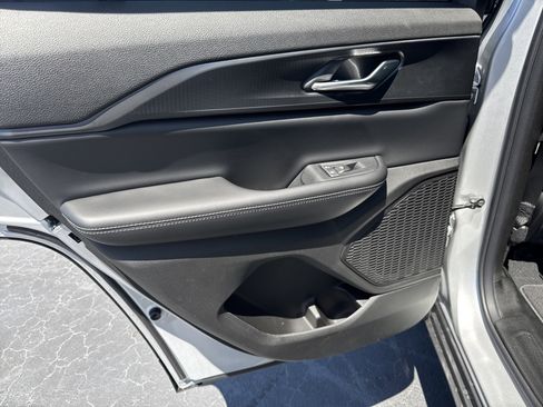 New 2026 Jeep Grand Cherokee Laredo RWD image 24