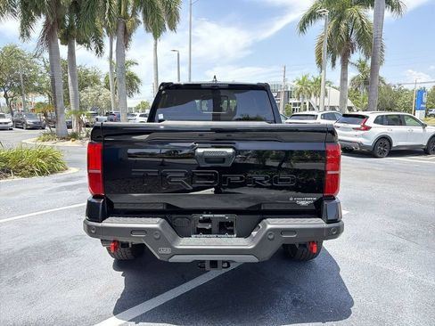 Used 2025 Toyota Tacoma TRD Pro AWD/4WD image 7