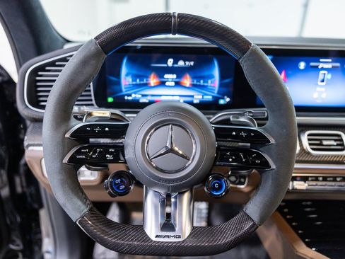 Used 2026 Mercedes-Benz GLS 63 AMG 4MATIC image 43