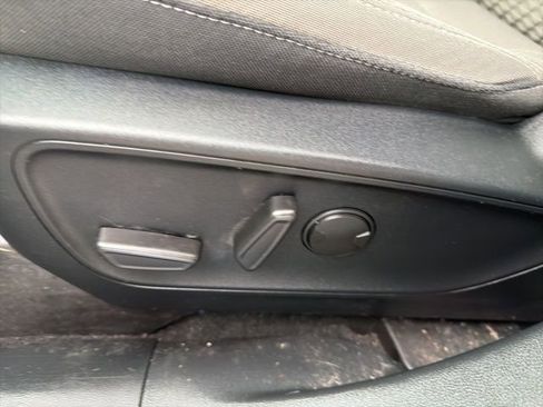 Certified 2021 Ford Escape SE image 24