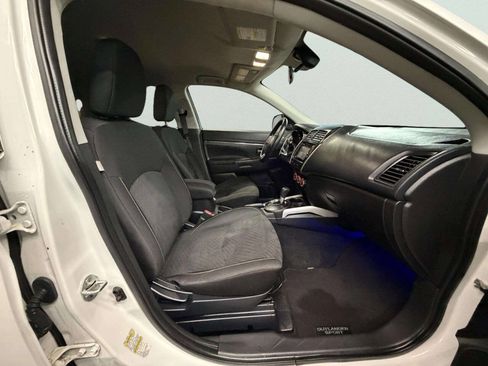 Used 2014 Mitsubishi Outlander Sport SE image 27