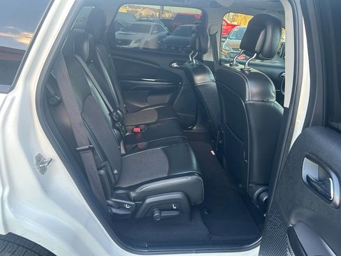 Used 2020 Dodge Journey Crossroad image 10