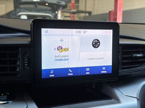 Used 2021 Ford Explorer XLT RWD image 22