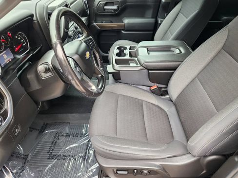 Used 2019 Chevrolet Silverado 1500 LT w/ All-Star Edition AWD/4WD image 9
