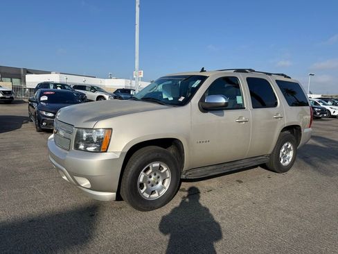 Used 2013 Chevrolet Tahoe LS image 3