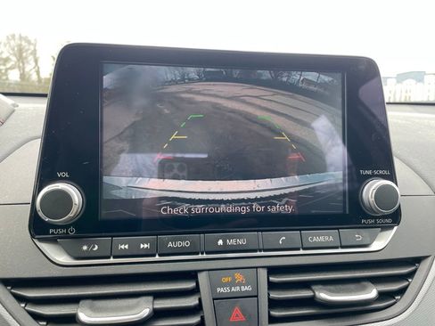 Used 2023 Nissan Altima 2.5 SR AWD/4WD image 15