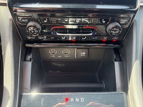Certified 2024 Jeep Grand Cherokee Limited w/ Trailer Tow Package RWD image 19