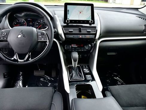 Used 2025 Mitsubishi Eclipse Cross SE AWD/4WD image 14