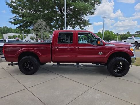 Used 2016 Ford F250 Lariat w/ Lariat Interior Package AWD/4WD image 2
