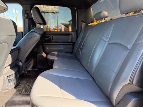 Used 2022 RAM 2500 Tradesman w/ Chrome Appearance Group image 20