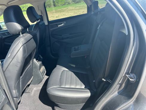 Used 2024 Ford Edge SEL w/ Convenience Package AWD/4WD image 16