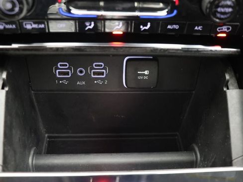 Used 2023 Jeep Grand Cherokee L Limited image 24