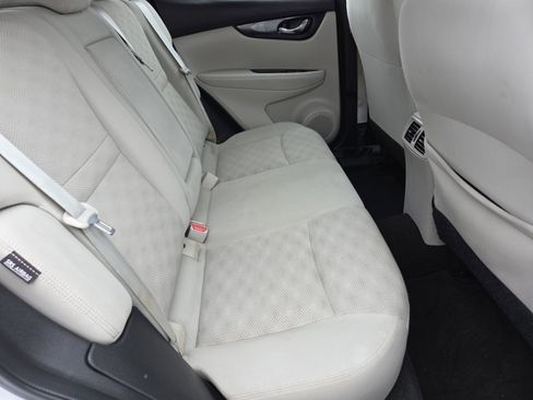 Used 2020 Nissan Rogue Sport SV w/ All-Weather Package image 19