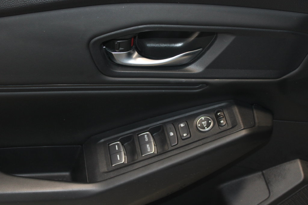 Used 2024 Honda Accord EX image 6