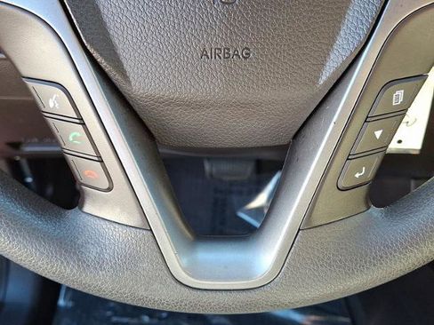 Used 2017 Hyundai Santa Fe Sport image 19