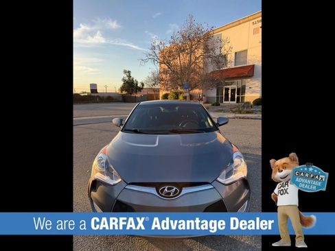 Used 2017 Hyundai Veloster Value Edition image 15