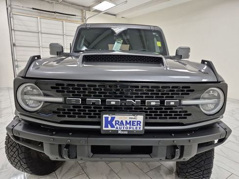 Used 2022 Ford Bronco Outer Banks image 32