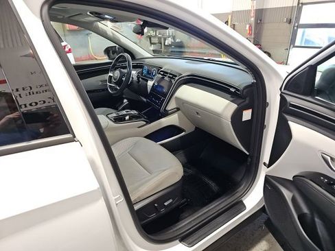Used 2022 Hyundai Tucson Limited image 26