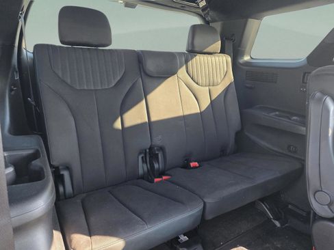 Used 2024 Hyundai Palisade Calligraphy image 8