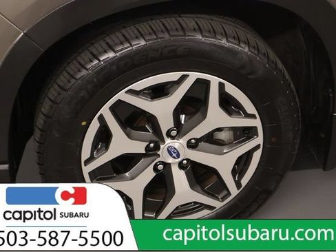 Used 2019 Subaru Forester Premium AWD/4WD image 9