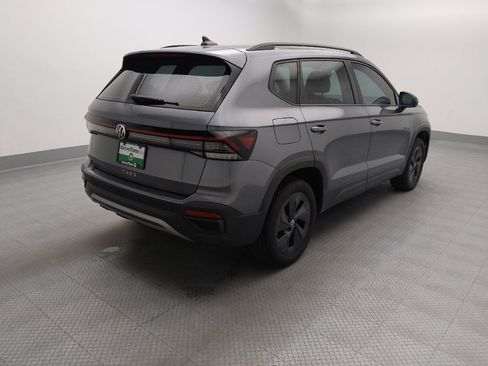 Used 2025 Volkswagen Taos S FWD image 9