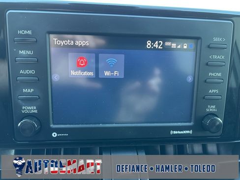 Used 2022 Toyota RAV4 LE image 25