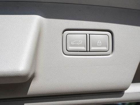 New 2026 Hyundai Palisade SEL Premium FWD image 12