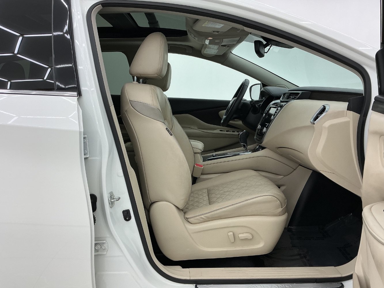 Used 2019 Nissan Murano Platinum w/ Cargo Package AWD/4WD image 15