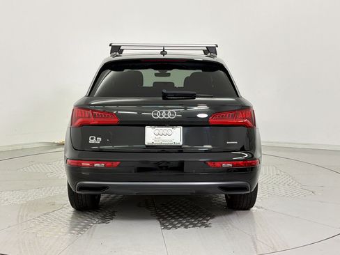 Used 2020 Audi Q5 2.0T Premium w/ Titanium Sport Package AWD/4WD image 10