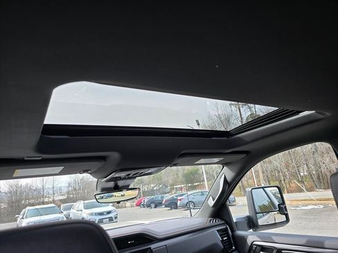 New 2026 GMC Sierra 2500 AT4 w/ Technology Package image 6