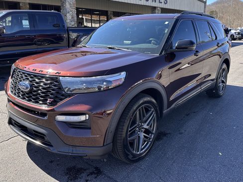 Used 2020 Ford Explorer ST w/ ST High-Performance Pack image 2
