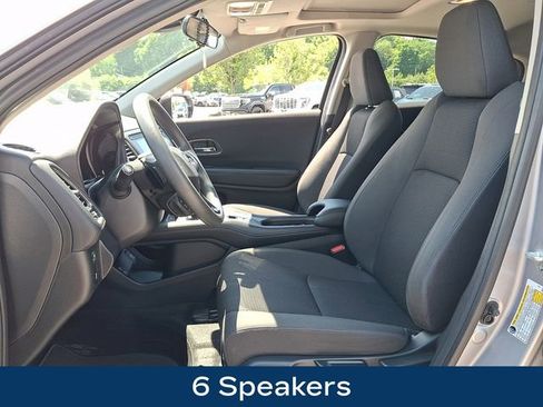 Used 2022 Honda HR-V EX image 2