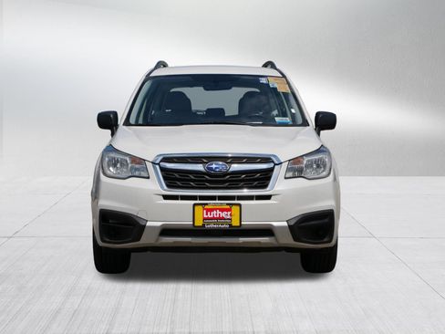 Used 2017 Subaru Forester 2.5i w/ Alloy Wheel Package AWD/4WD image 2