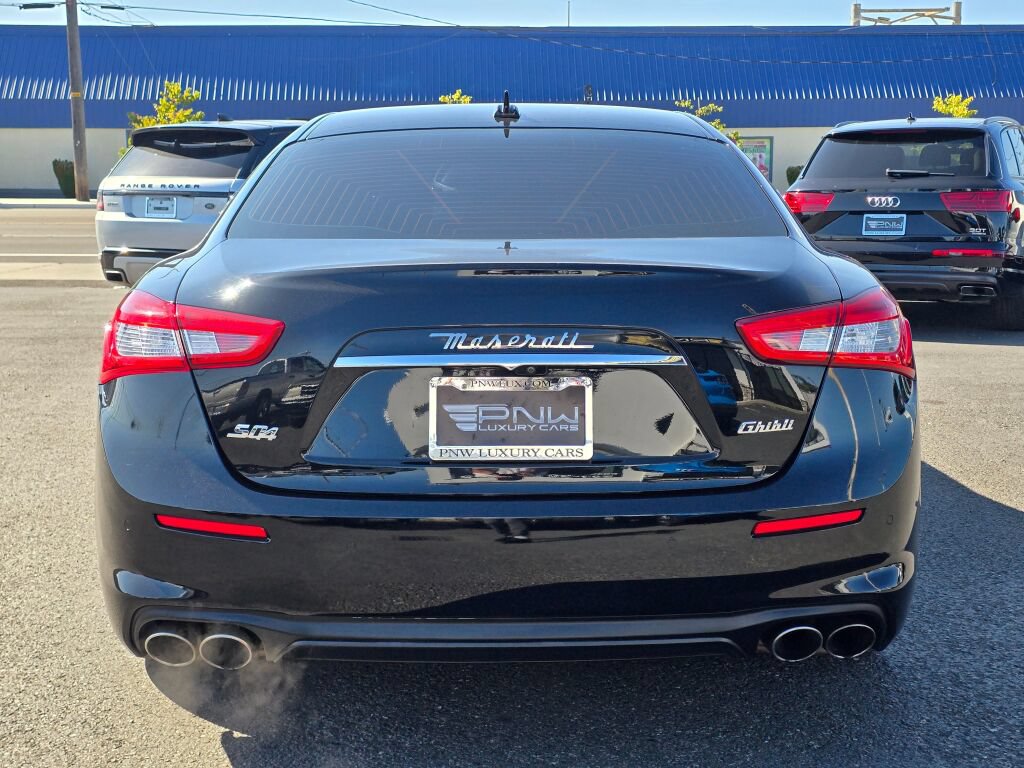 Used 2018 Maserati Ghibli S Q4 AWD/4WD image 7