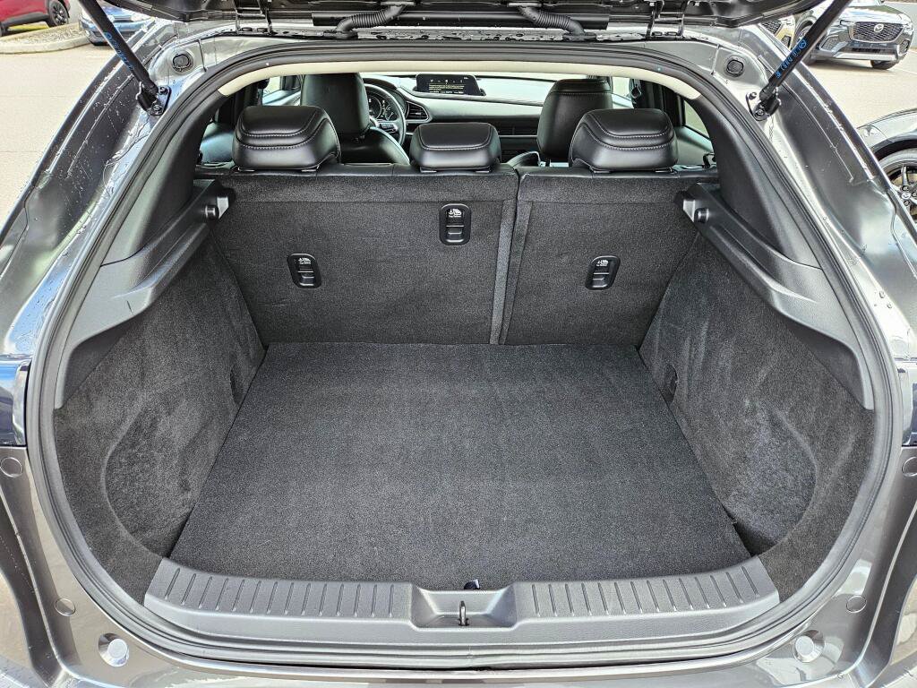 Used 2025 MAZDA CX-30 AWD 2.5 S w/ Select Sport Pkg image 12