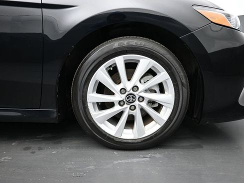 Used 2024 Toyota Camry LE w/ Convenience Package FWD image 10