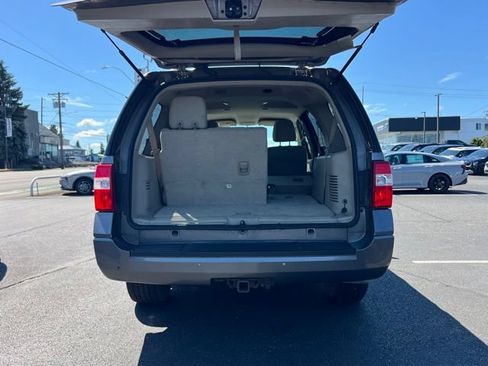 Used 2014 Ford Expedition XLT AWD/4WD image 7