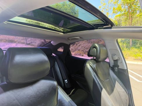 Used 2016 Hyundai Azera Limited FWD image 22