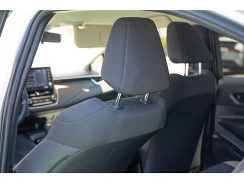 Used 2022 Toyota Corolla LE w/ Carpet Mat Package (TMS) FWD image 28