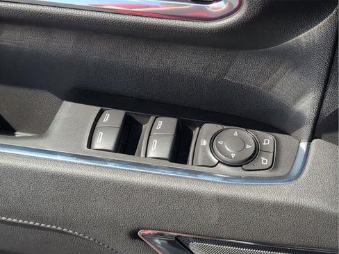 New 2026 GMC Sierra 1500 Elevation image 25