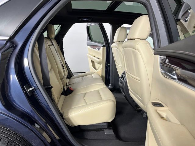 Used 2017 Cadillac XT5 Luxury FWD image 44