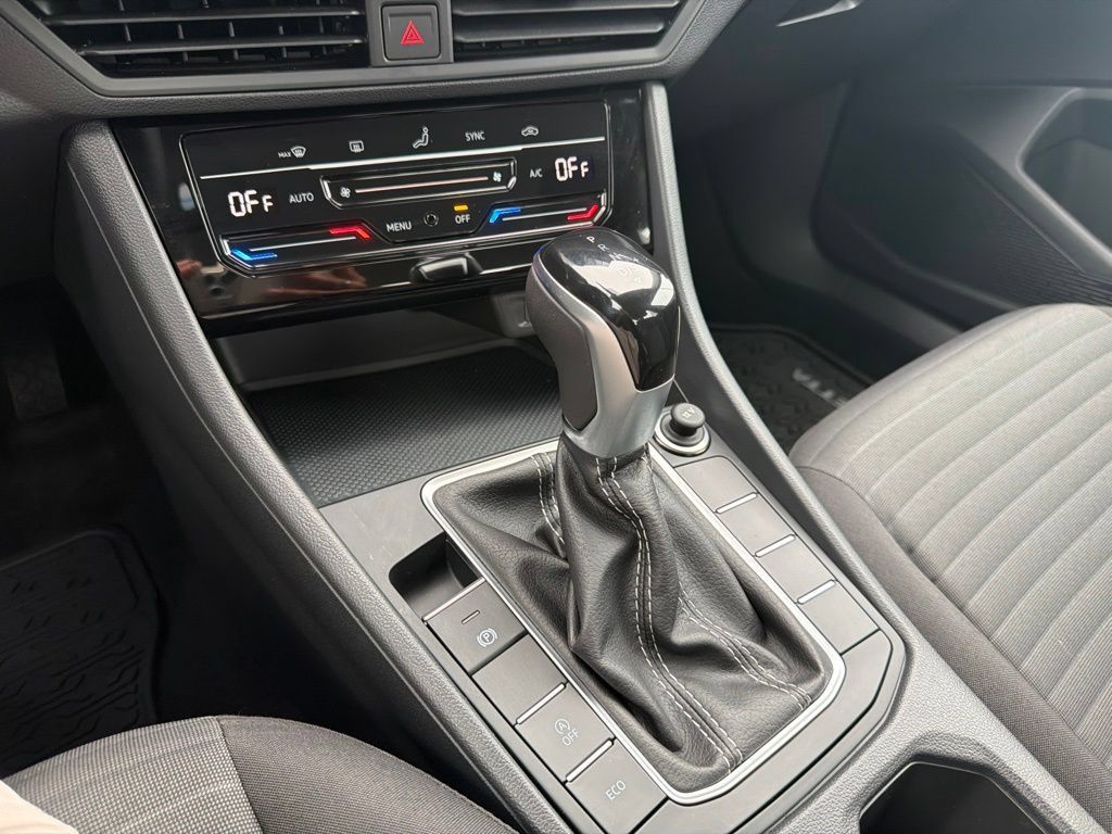 Certified 2026 Volkswagen Jetta S FWD image 22
