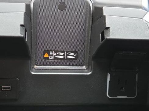 Used 2023 GMC Sierra 1500 SLT w/ SLT Premium Package image 36