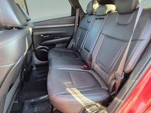Used 2023 Hyundai Tucson Limited FWD image 16