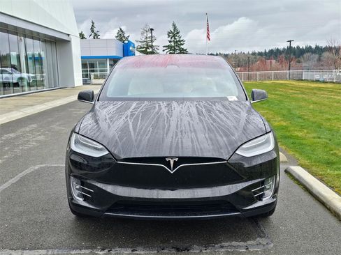 Used 2021 Tesla Model X Performance image 8