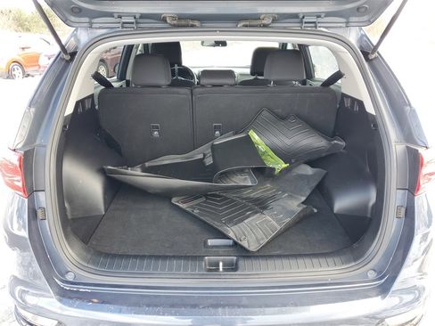 Used 2020 Kia Sportage LX image 8
