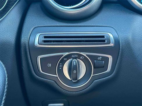 Used 2021 Mercedes-Benz C 300 Sedan image 33