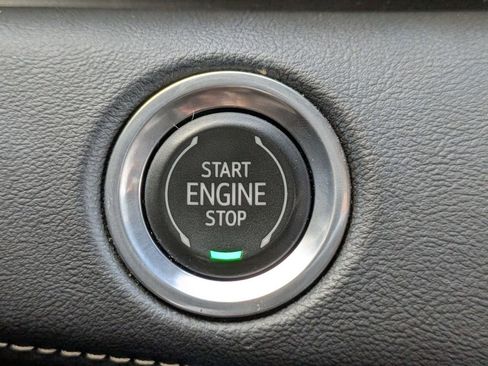 Used 2022 Cadillac Escalade ESV Sport w/ Touring Package image 38