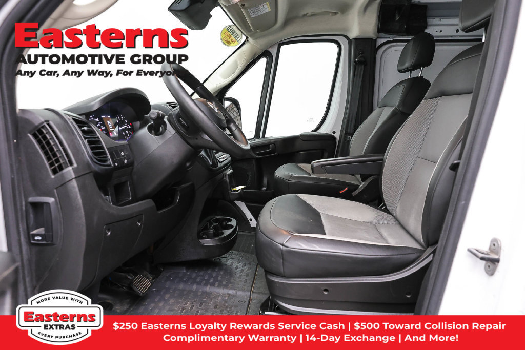 Used 2025 RAM ProMaster 2500 w/ Convenience Group FWD image 15