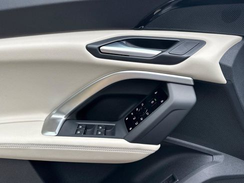 New 2025 Audi Q5 Premium image 10